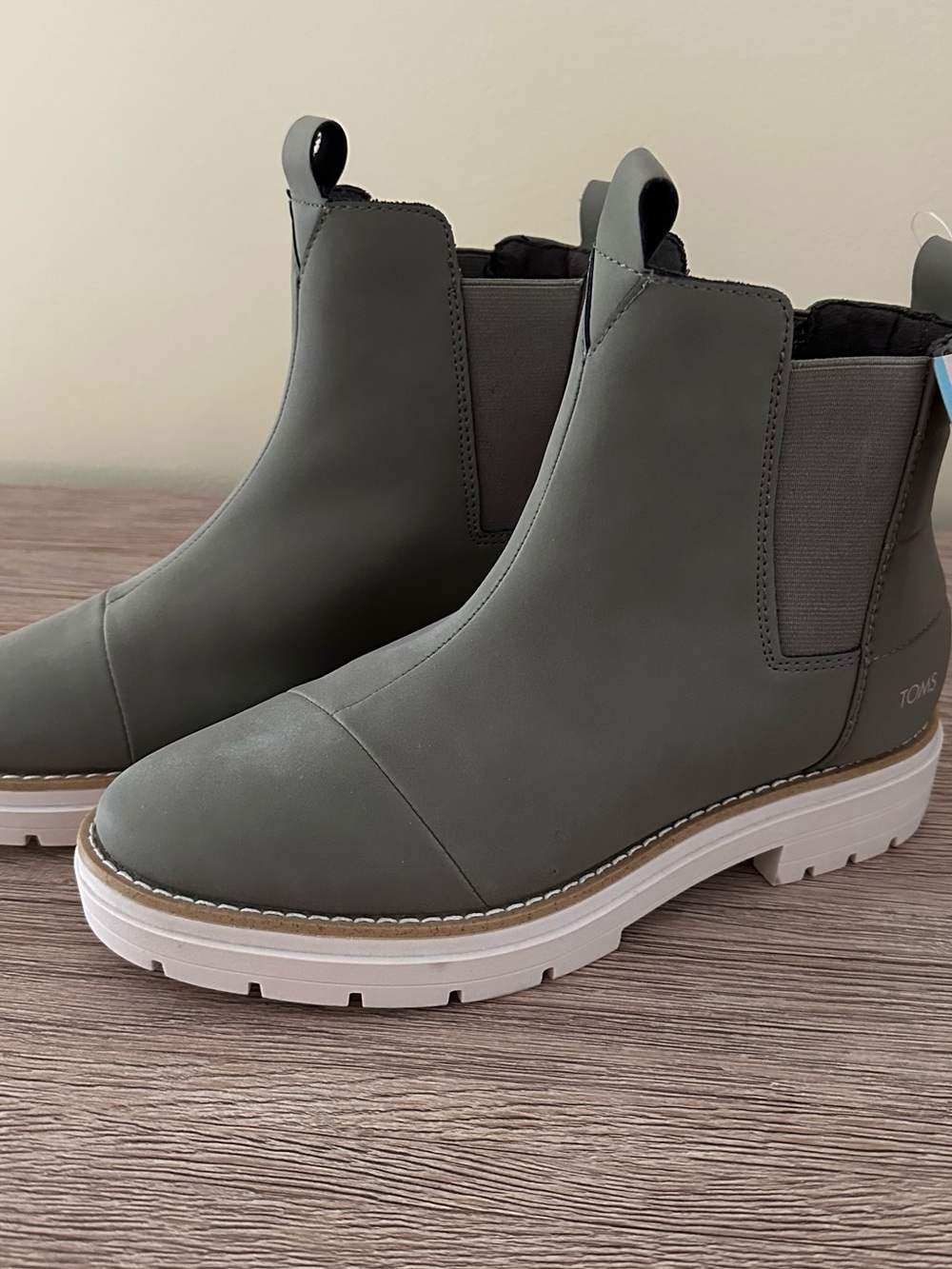 Women’s Chelsea Boots